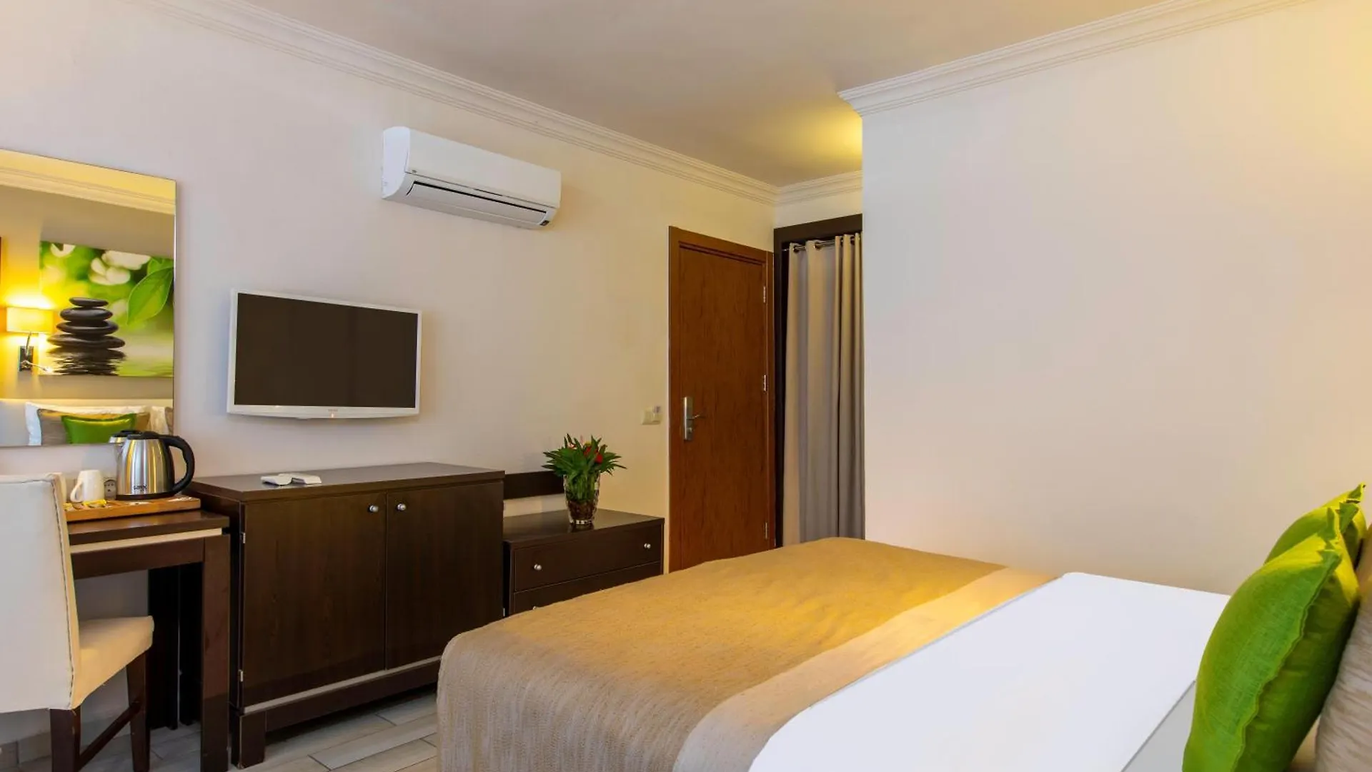Marmaris Bay Resort - Adults Only Hotel