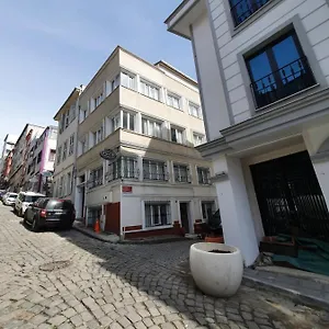 https://melia-suites.istanbul-turkeyhotels.com